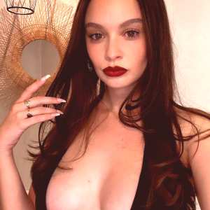 sabrina-claudio Nude OnlyFans Leaks