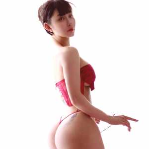 sangyuxin-hitomi Nude OnlyFans Leaks