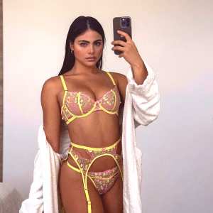 sara-orrego Nude OnlyFans Leaks