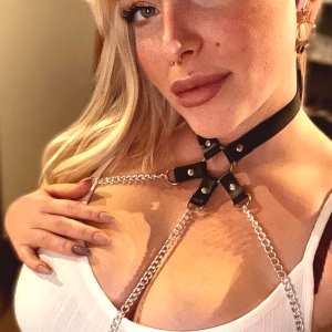 sarah-neuhaus Nude OnlyFans Leaks