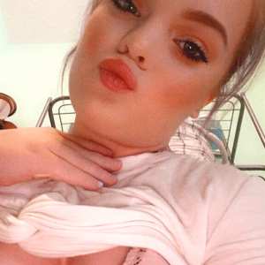 sassy-holly Nude OnlyFans Leaks