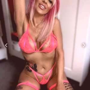 scarlettrose69x Nude OnlyFans Leaks