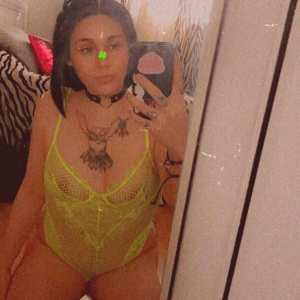 serenitysapphire808 Nude OnlyFans Leaks