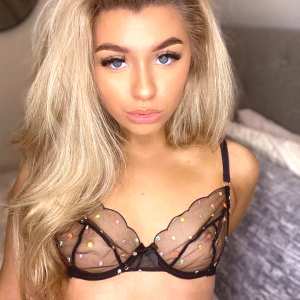 sexaddict69x Nude OnlyFans Leaks