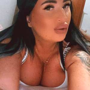 sexybeeea-free Nude OnlyFans Leaks