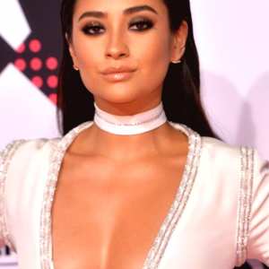 shay-mitchell Nude OnlyFans Leaks