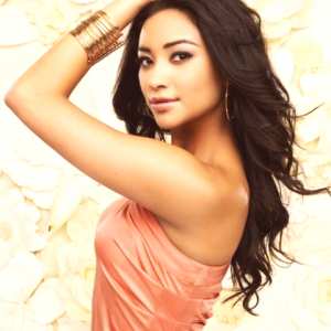 shay-mitchell Nude OnlyFans Leaks