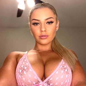 shayleexxo Nude OnlyFans Leaks