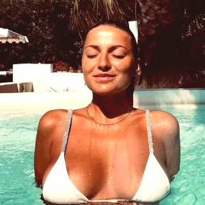 simona-sorriso Nude OnlyFans Leaks