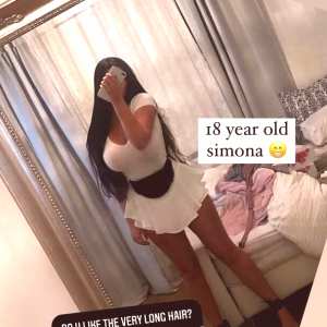 simone-goodall Nude OnlyFans Leaks