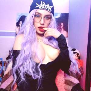 sirenegame - Angie Chavez, sirene_game, sirenerouge avatar