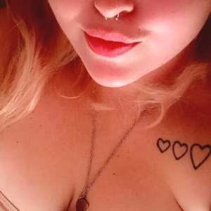 skylarswallows Nude OnlyFans Leaks