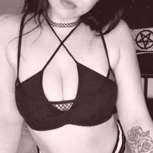 smokewitch13 Nude OnlyFans Leaks