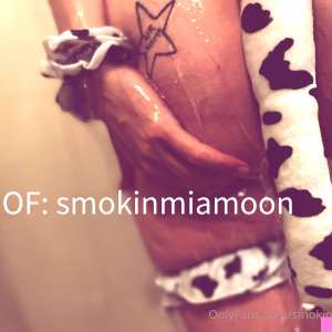 smokinmiamoon Nude OnlyFans Leaks