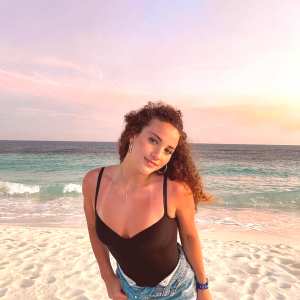 sofie-dossi Nude OnlyFans Leaks