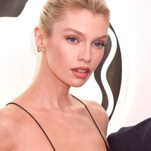 stella-maxwell Nude OnlyFans Leaks