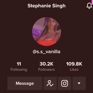 stephanie-singh Nude OnlyFans Leaks