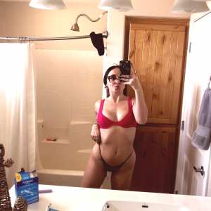 summersue22 Nude OnlyFans Leaks