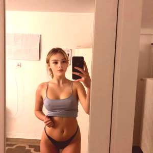 sydneysweety18 Nude OnlyFans Leaks