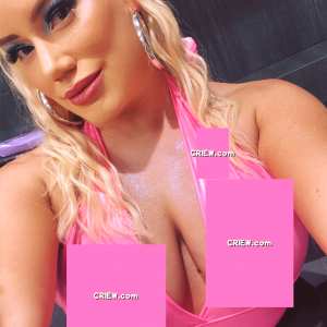 taya-valkyrie Nude OnlyFans Leaks