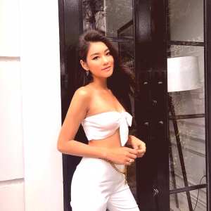 thao-nhi-le Nude OnlyFans Leaks