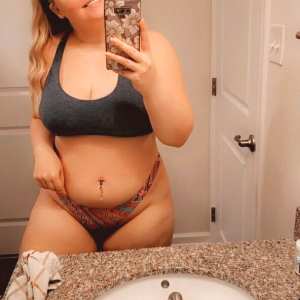 thicc-cakes Nude OnlyFans Leaks