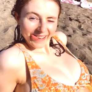 thomasin-mckenzie Nude OnlyFans Leaks