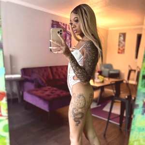 tiffanylannette Nude OnlyFans Leaks