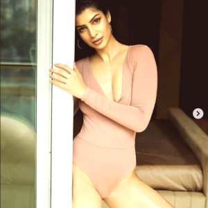 tina-desai Nude OnlyFans Leaks