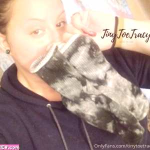 tinytoetracy Nude OnlyFans Leaks