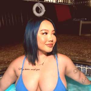 valentine-thao Nude OnlyFans Leaks