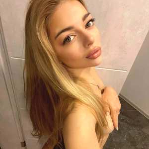 valeriya-xxx Nude OnlyFans Leaks