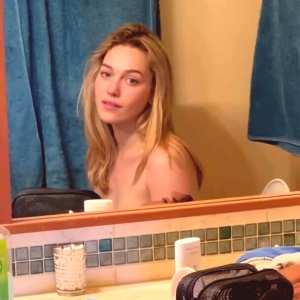 victoria-pedretti Nude OnlyFans Leaks