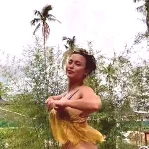 yassi-pressman Nude OnlyFans Leaks