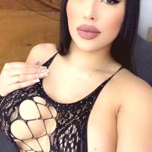 yen-lachina Nude OnlyFans Leaks