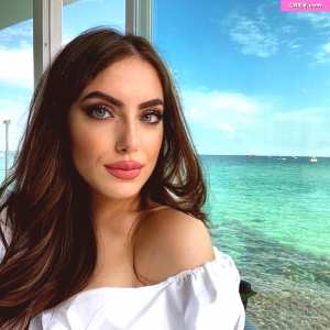 ylenia-bevelacqua Nude OnlyFans Leaks