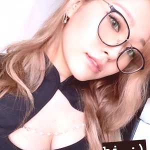 yoonhyoonaikuros Nude OnlyFans Leaks