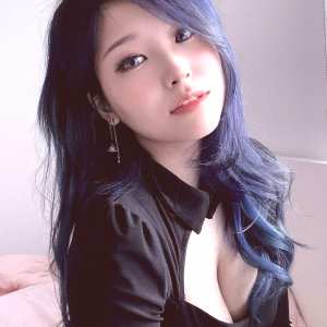 yoonhyoonaikuros Nude OnlyFans Leaks