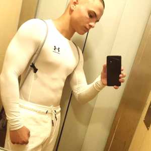 youngmusclegrowingboy Nude OnlyFans Leaks