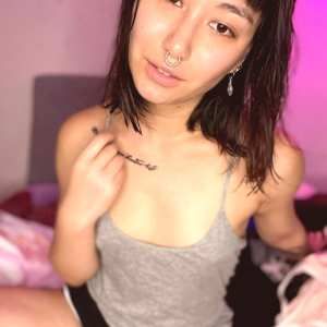 yurifoxgirlfree Nude OnlyFans Leaks