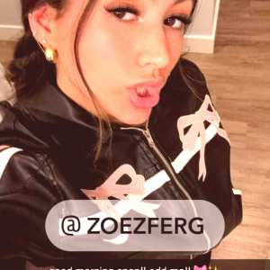 zoe-ferguson Nude OnlyFans Leaks