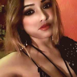 zoya-rathore Nude OnlyFans Leaks